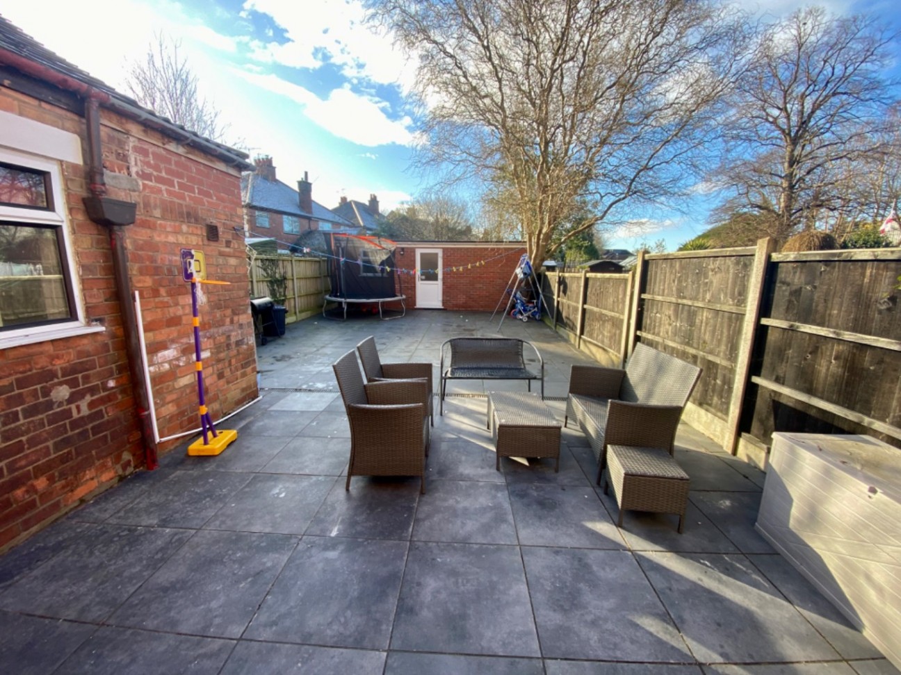 Park Avenue, Attleborough, Nuneaton, CV11 4PQ