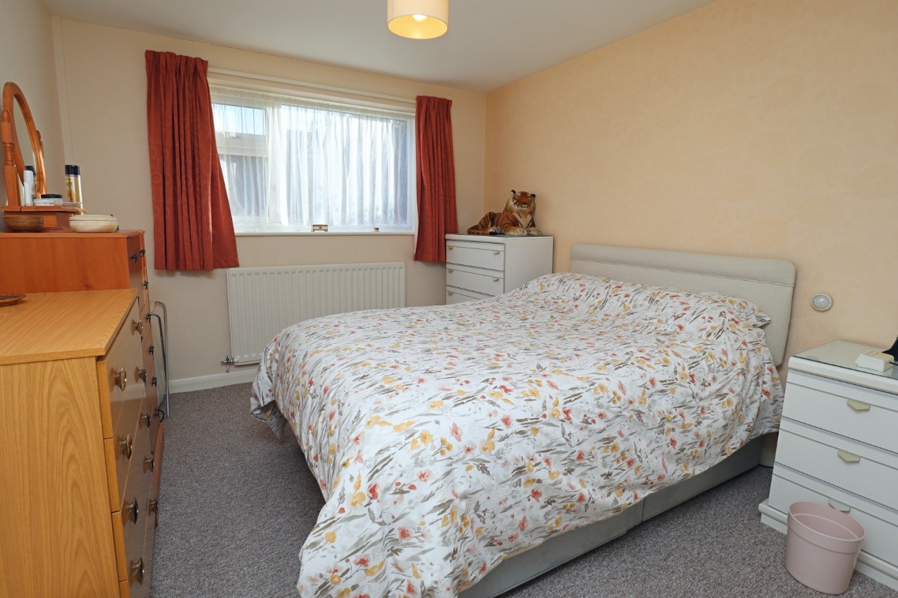 Rainsbrook Drive, Whitestone, Nuneaton, CV11 6UE