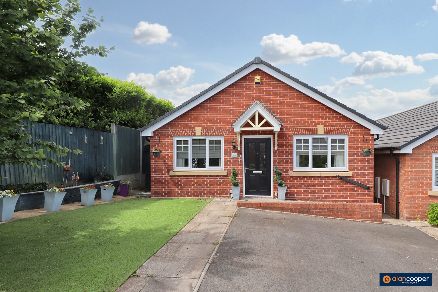 Middlefield Lane, Galley Common, Nuneaton, CV10 9RF