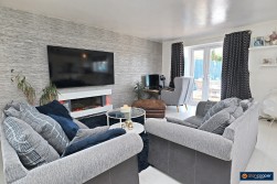 Middlefield Lane, Galley Common, Nuneaton, CV10 9RF