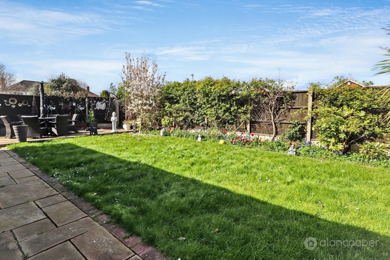 Topps Heath, Bedworth, CV12 0DF