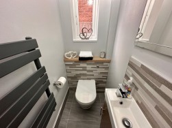 St. Matthews Close, Churchdale Park, Nuneaton, CV10 8RG