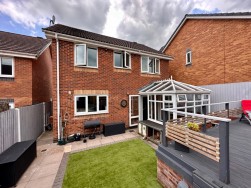 St. Matthews Close, Churchdale Park, Nuneaton, CV10 8RG