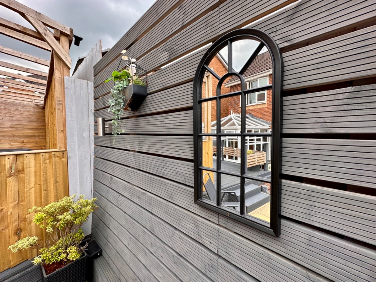 St. Matthews Close, Churchdale Park, Nuneaton, CV10 8RG