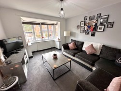 St. Matthews Close, Churchdale Park, Nuneaton, CV10 8RG