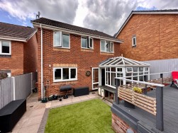 St. Matthews Close, Churchdale Park, Nuneaton, CV10 8RG