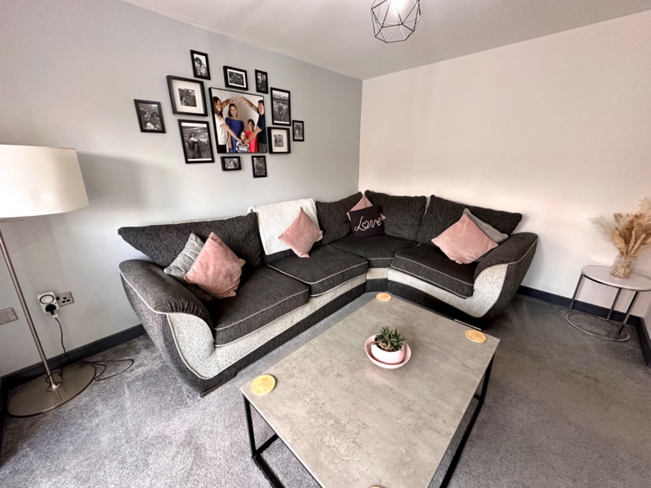 St. Matthews Close, Churchdale Park, Nuneaton, CV10 8RG