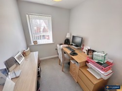 Twill Close, Nuneaton, CV11 6DD