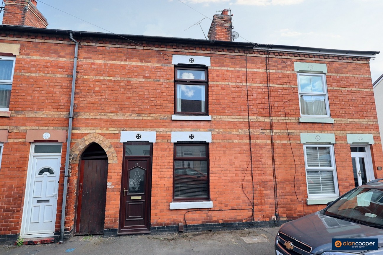 Clarence Street, Nuneaton, CV11 5PT