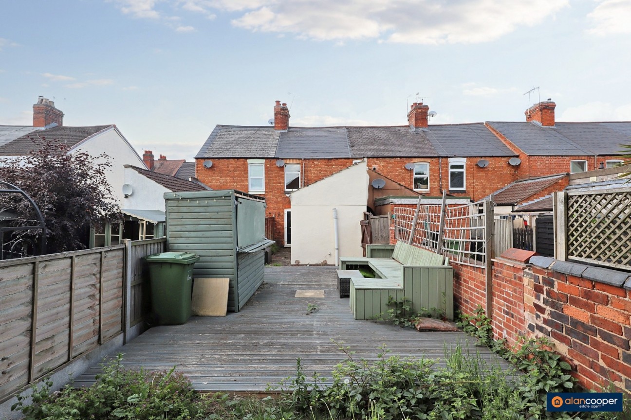 Clarence Street, Nuneaton, CV11 5PT