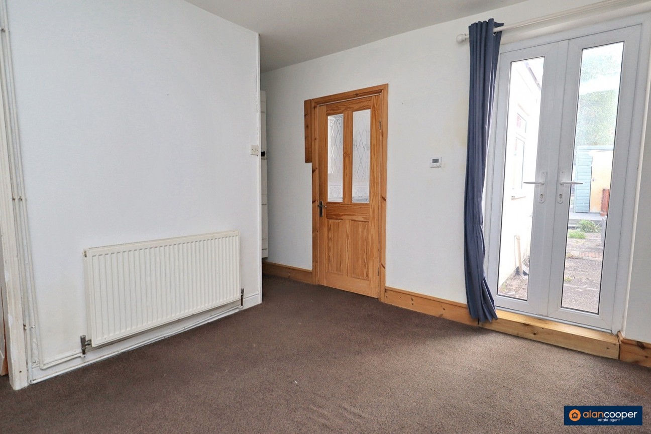Clarence Street, Nuneaton, CV11 5PT