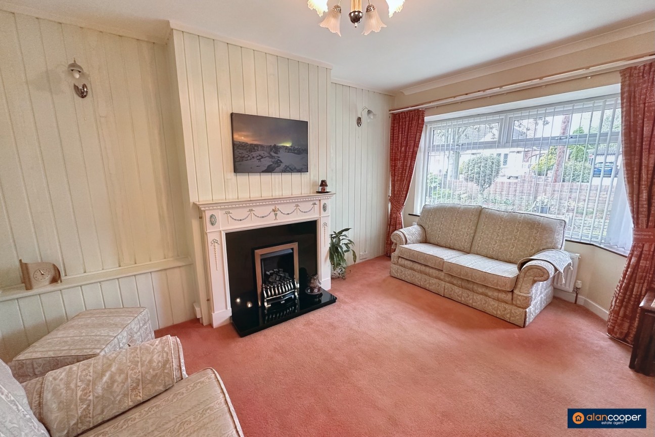 Brampton Way, Bulkington, CV12 9PR