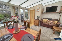 Carisbrook Road, Weddington, Nuneaton, CV10 0BT