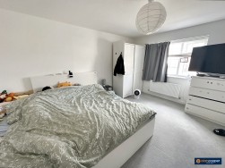 Ombersley Drive, Royal Park, Nuneaton, CV11 6WQ
