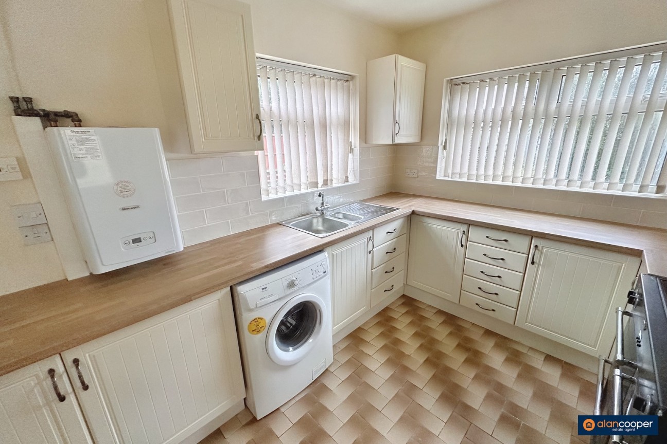Tamar Road, Bulkington, CV12 9PU