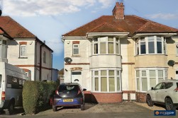 Carisbrook Road, Weddington, Nuneaton, CV10 0BT
