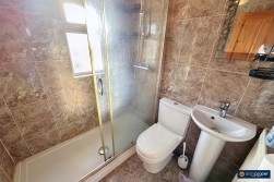 Carisbrook Road, Weddington, Nuneaton, CV10 0BT