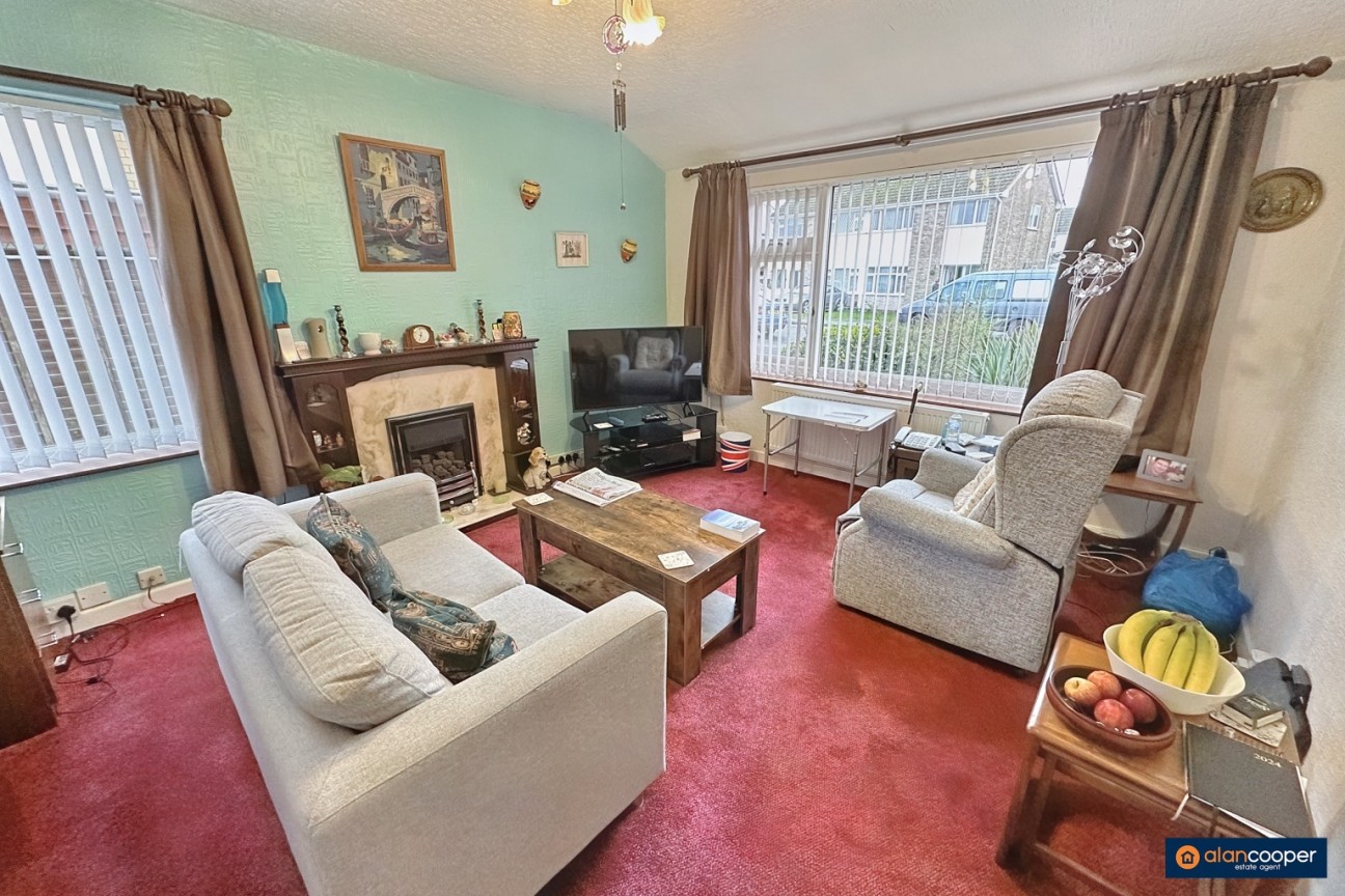 Severn Road, Bulkington, CV12 9QG