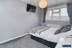 Stoneleigh Close, Hartshill, Nuneaton, CV10 0UG