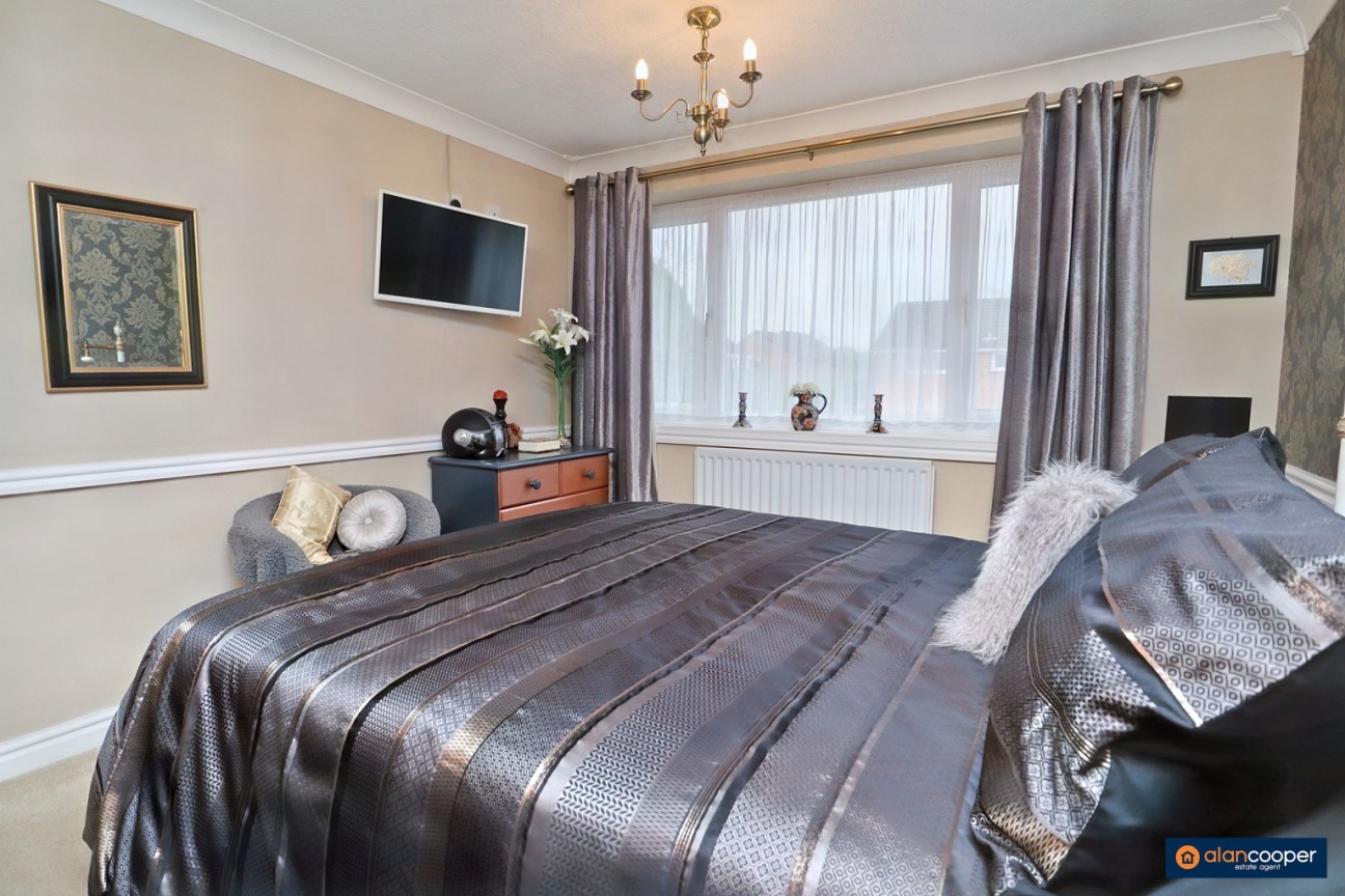 Bucks Hill, Stockingford, Nuneaton, CV10 9LT