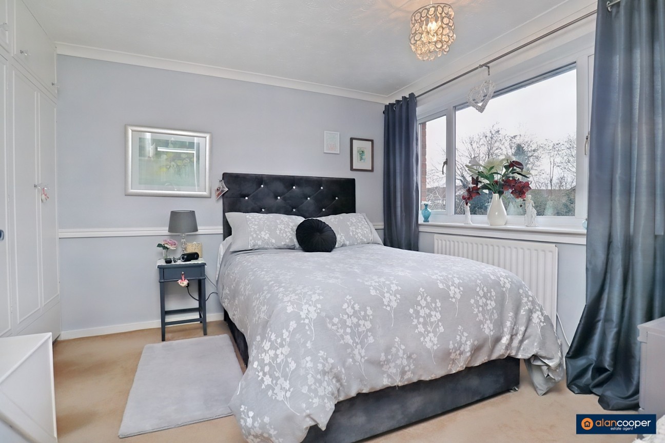 Bucks Hill, Stockingford, Nuneaton, CV10 9LT