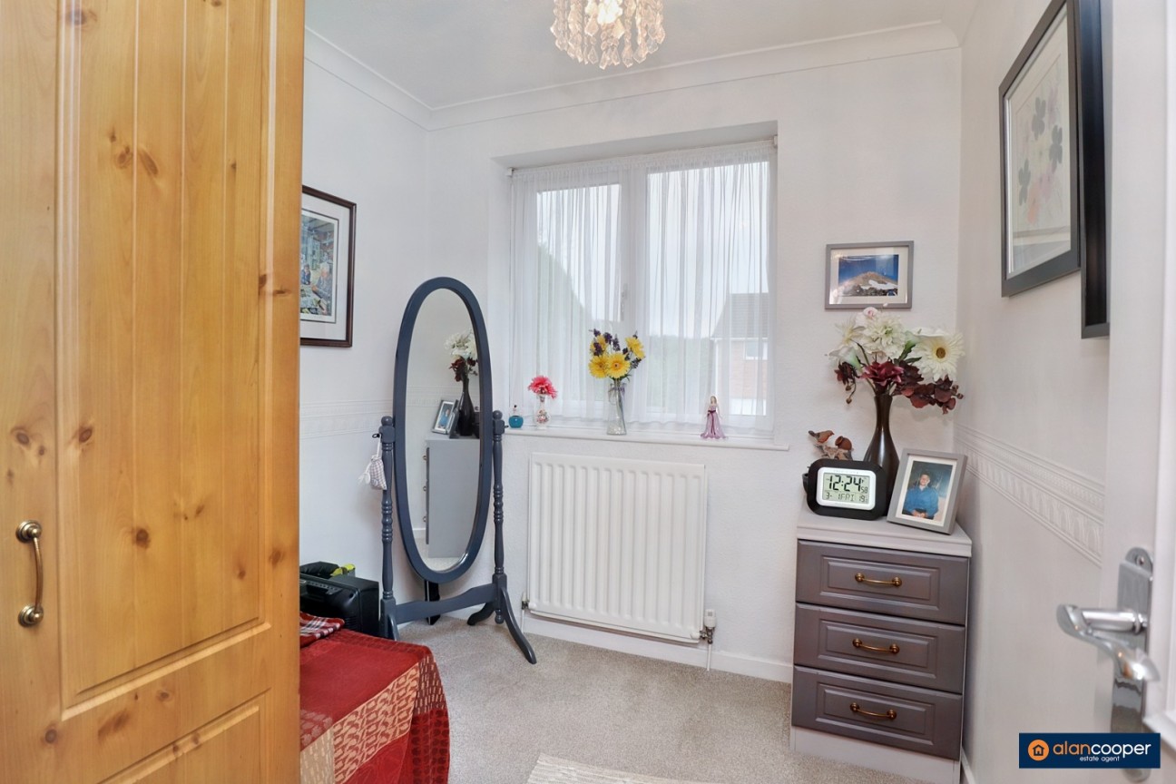 Bucks Hill, Stockingford, Nuneaton, CV10 9LT