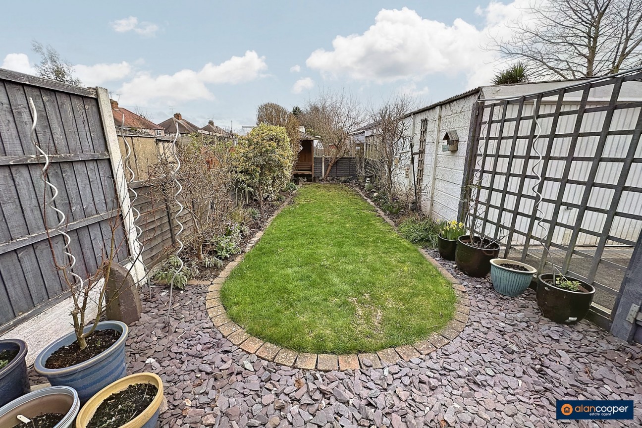Oakdene Crescent, Weddington, Nuneaton, CV10 0DU
