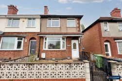 Hollystitches Road, Nuneaton, CV10 9QB