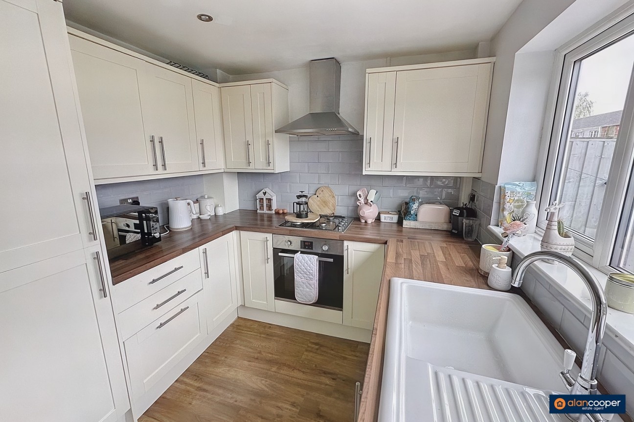 Devoran Close, Exhall, Coventry, CV7 9NP