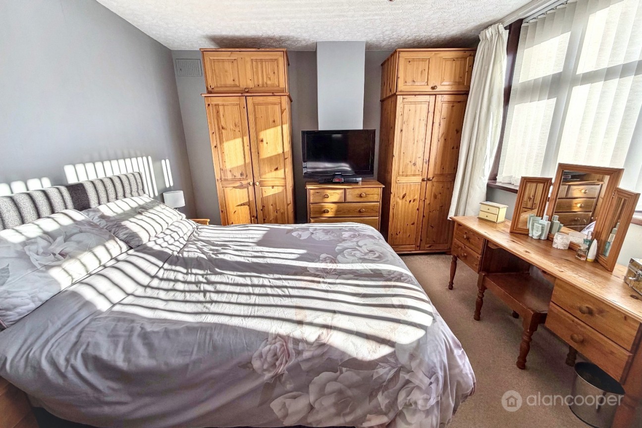 Bedworth Road, Bulkington, CV12 9LJ