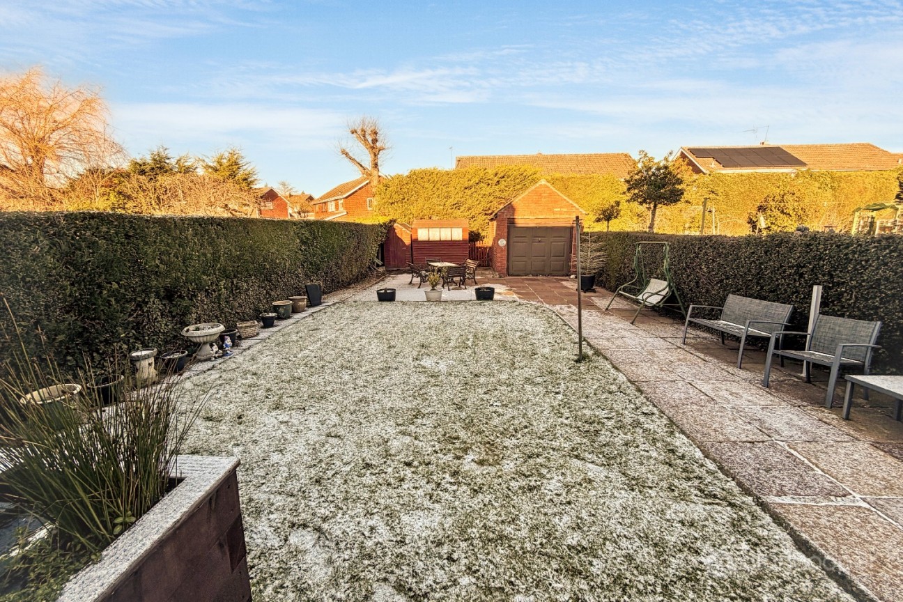 Bedworth Road, Bulkington, CV12 9LJ