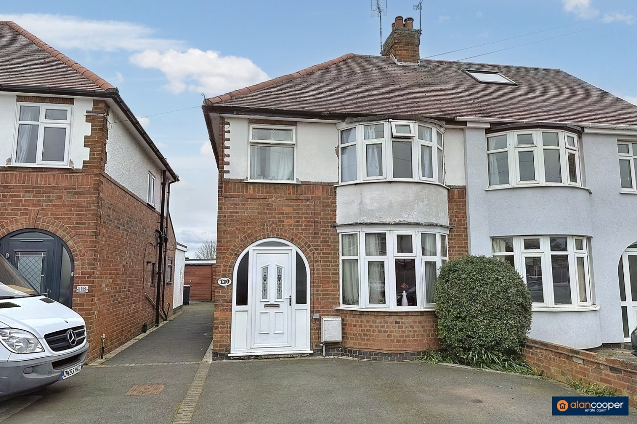 Oakdene Crescent, Weddington, Nuneaton, CV10 0DT