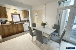 Oakdene Crescent, Weddington, Nuneaton, CV10 0DT