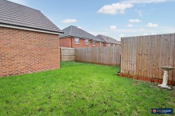 Roman Avenue, Heritage Fields, Nuneaton, CV11 6AF