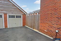 Roman Avenue, Heritage Fields, Nuneaton, CV11 6AF