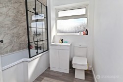 Neale Close, Bulkington, Bedworth, CV12 9RH