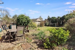 Neale Close, Bulkington, Bedworth, CV12 9RH