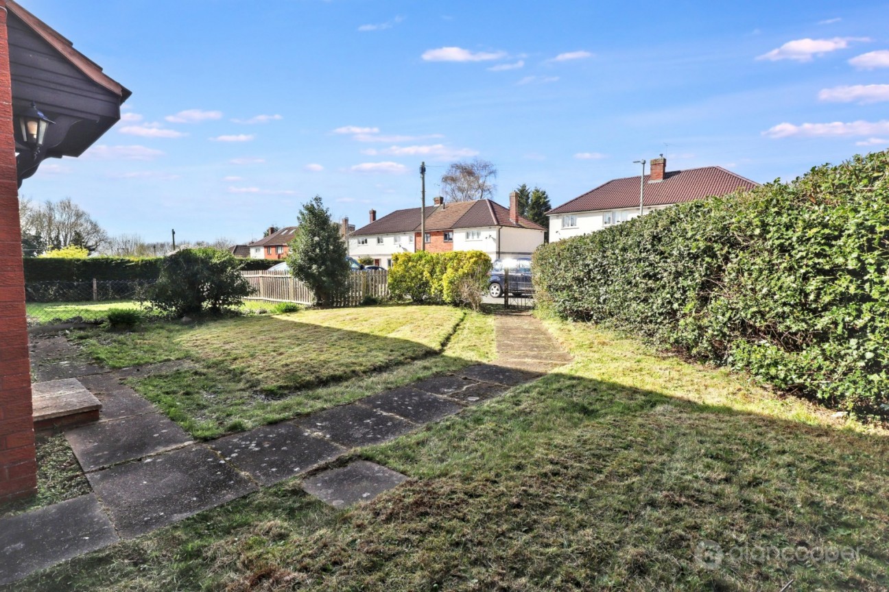 Neale Close, Bulkington, Bedworth, CV12 9RH