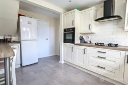 Neale Close, Bulkington, Bedworth, CV12 9RH