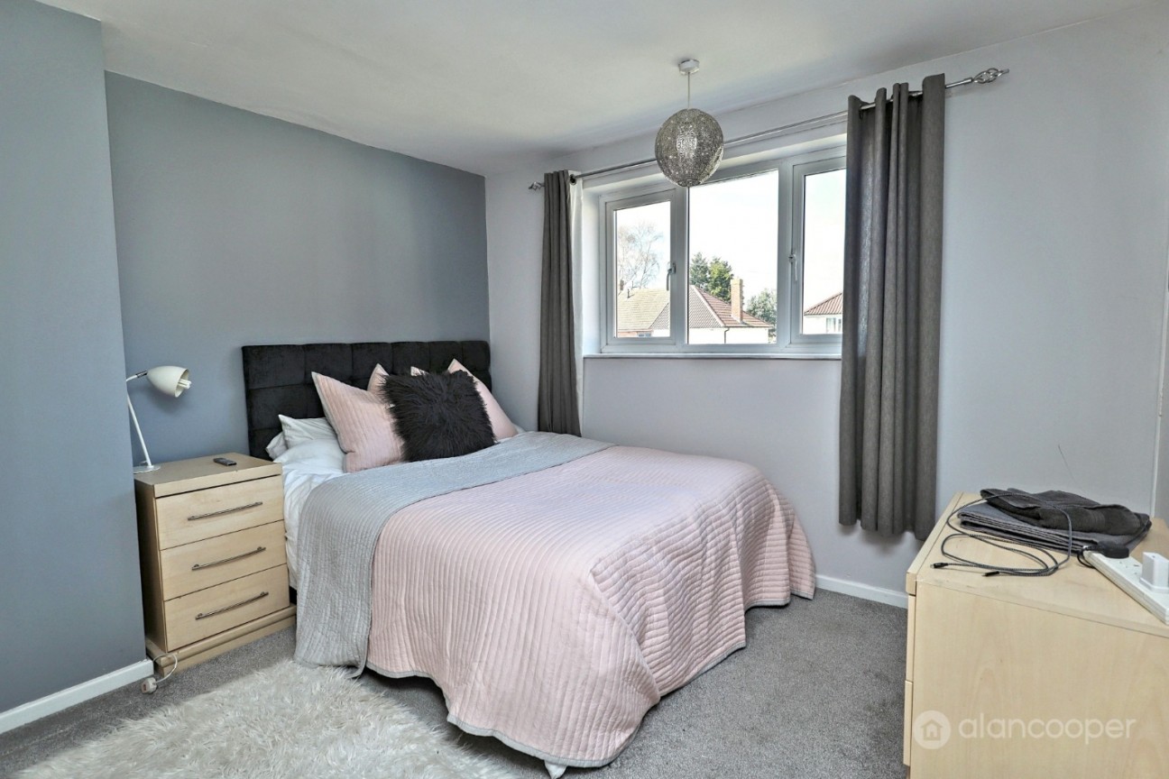 Neale Close, Bulkington, Bedworth, CV12 9RH