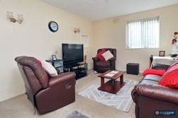 Valley Flats, Oaston Road, Nuneaton, CV11 6JY