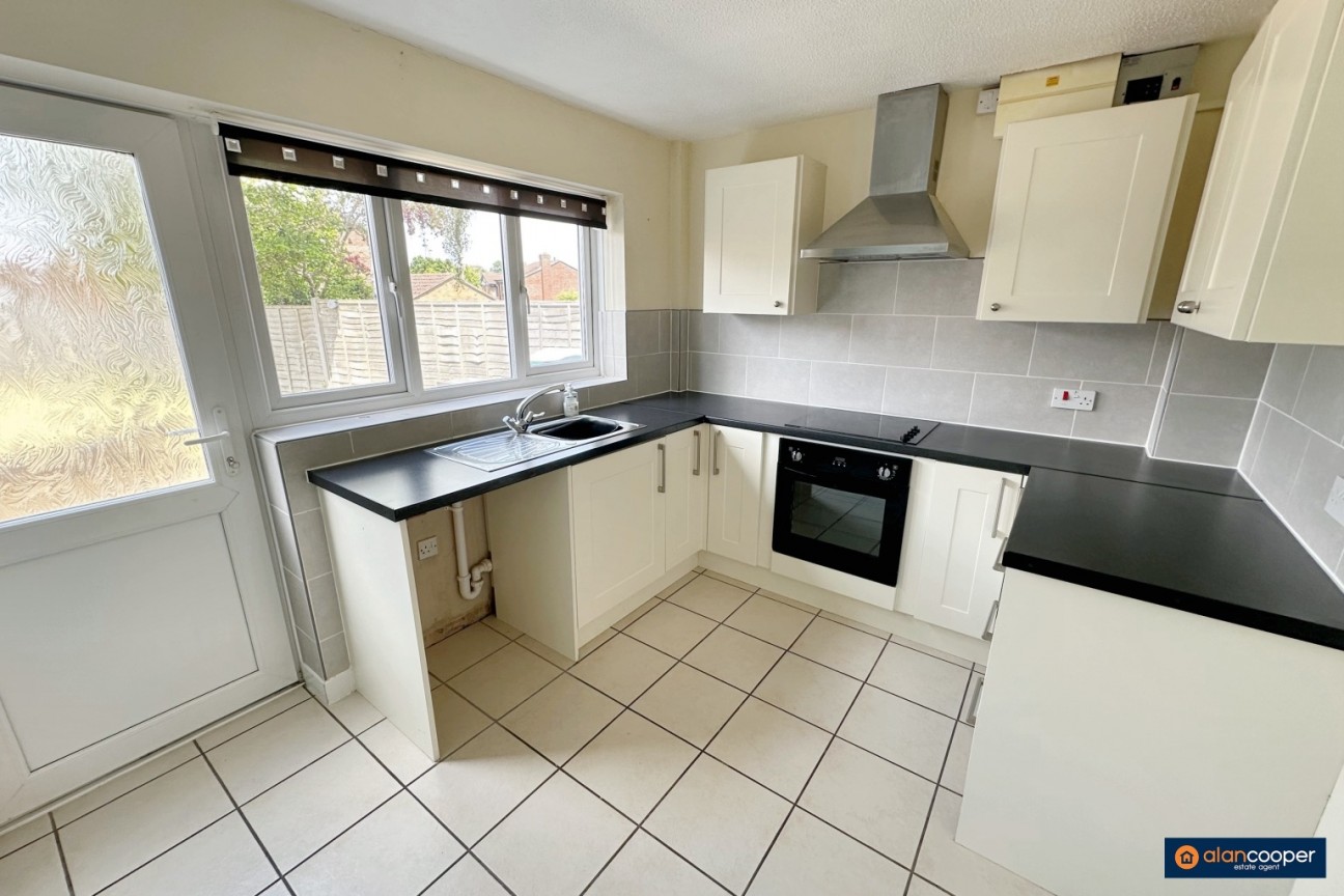 Orford Rise, Galley Common, Nuneaton, CV10 9SA