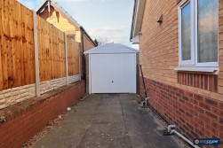 St. Lukes Way, Stockingford, Nuneaton, CV10 8RF