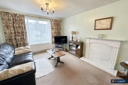 St. Nicolas Park Drive, Nuneaton, CV11 6EF