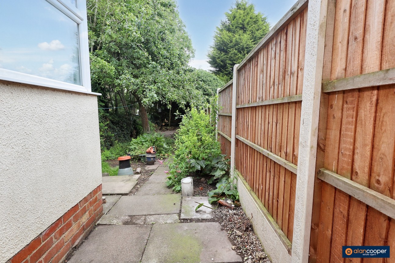 Church Road, Stockingford, Nuneaton, CV10 8LF