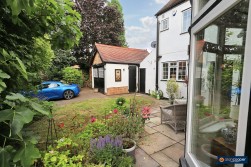 Earls Road, Nuneaton, CV11 5HP