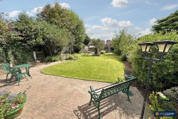 Gipsy Lane, Whitestone, Nuneaton, CV11 4SE