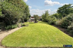 Gipsy Lane, Whitestone, Nuneaton, CV11 4SE