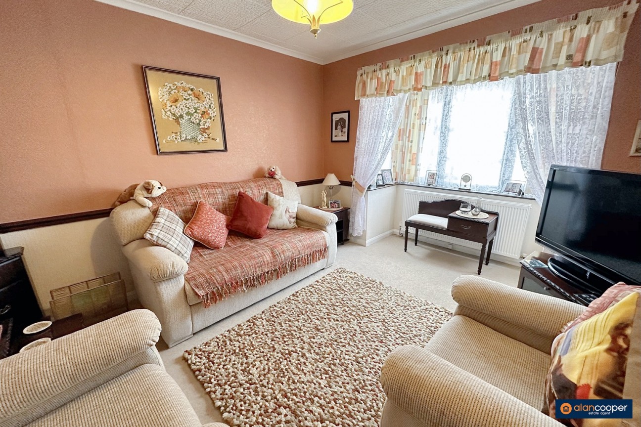 Gipsy Lane, Whitestone, Nuneaton, CV11 4SE
