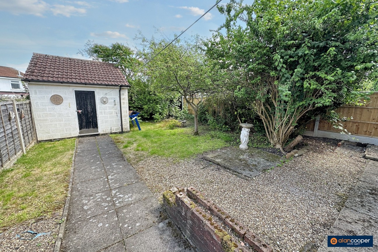 Bucks Hill, Stockingford, Nuneaton, CV10 9LL